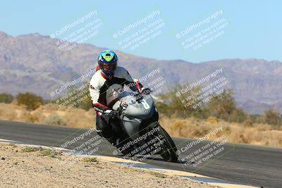 media/Feb-13-2022-SoCal Trackdays (Sun) [[c9210d39ca]]/Turn 7 Inside (1040am)/